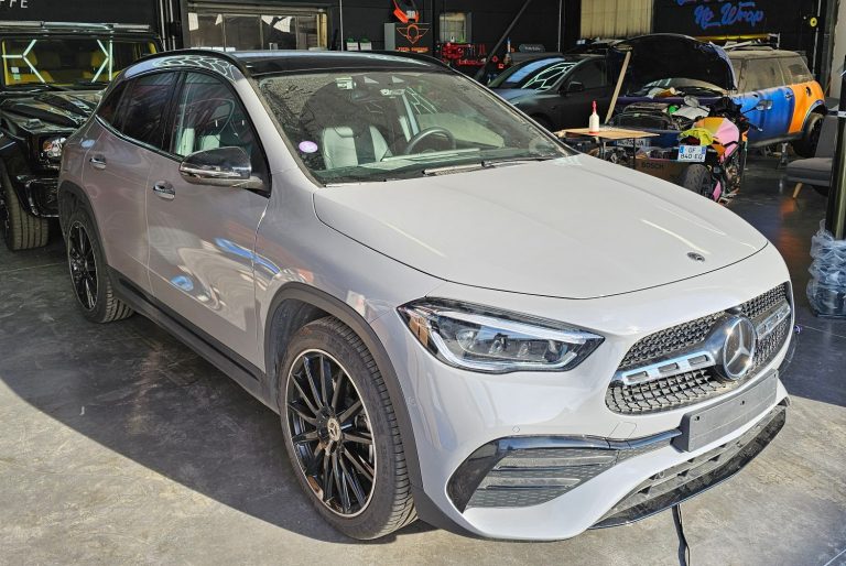 mercedes gla covering